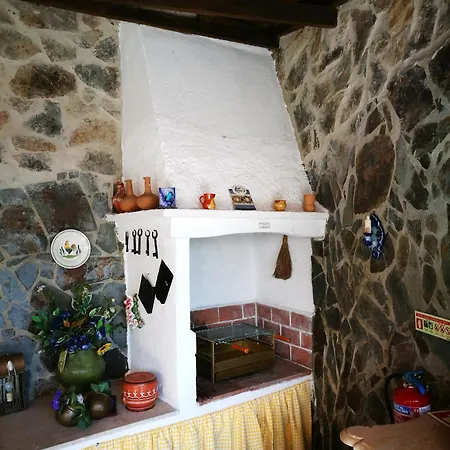 A Casa Da Fonte Casa de Férias Alviobeira